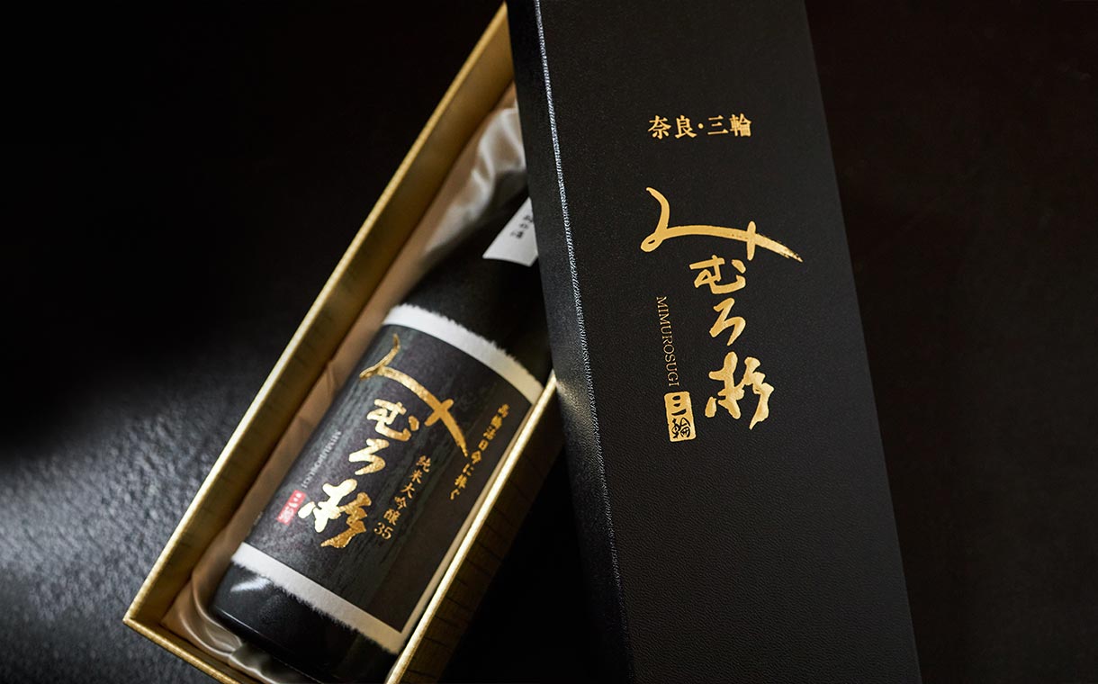 射美 silver 滓酒 みむろ杉 純米大吟醸 高橋活日命に捧ぐ みむろ杉 純米大吟醸 35 高橋活日命に捧ぐ 720ml 日本酒・焼酎の
