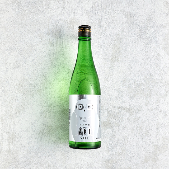 寒紅梅酒造『寒紅梅 純米吟醸 AKI ふくろうラベル』はこちら。